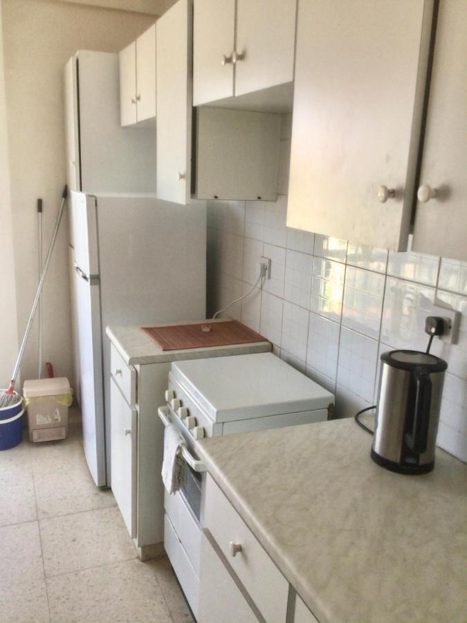 King Philips Apartment Paphos Luaran gambar