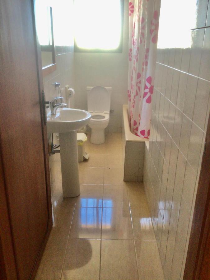 King Philips Apartment Paphos Luaran gambar