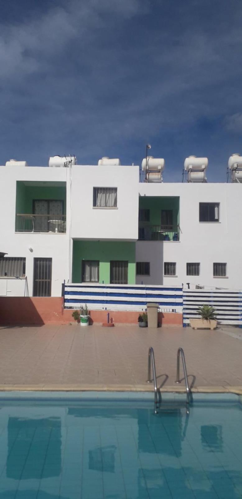 King Philips Apartment Paphos Luaran gambar