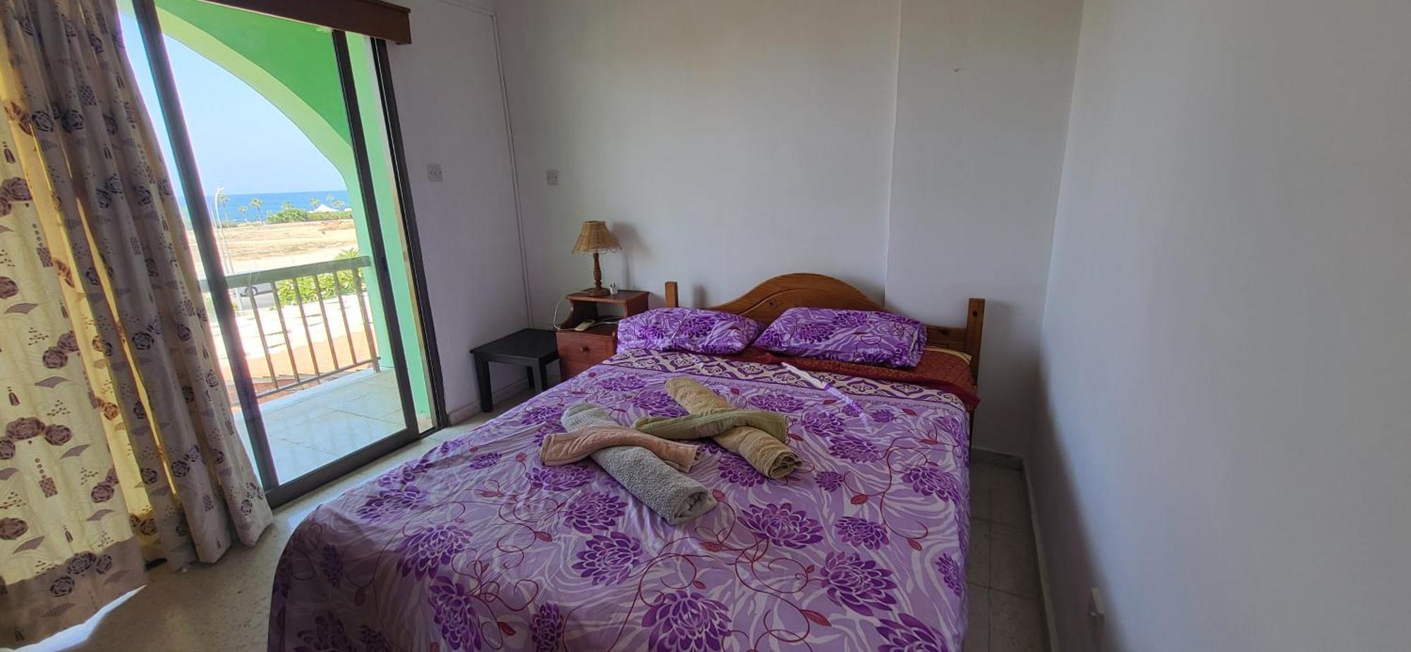 King Philips Apartment Paphos Luaran gambar
